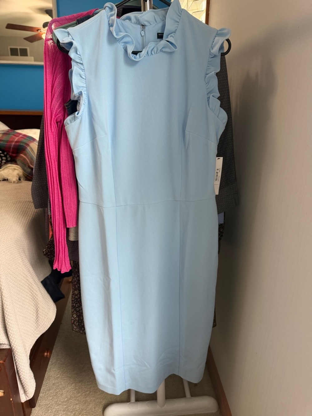 Maggy London Powder Blue Sleeveless Sheath Dress